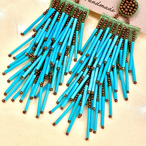 NWT Deepa Gurnani Beaded Gold Statement Earrings - Picture 4 of 12